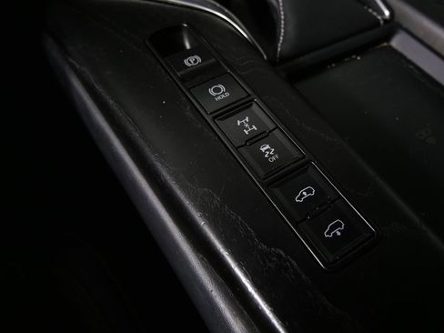 Used 2023 Lexus LX 600 4WD w/ Luxury Package image 27