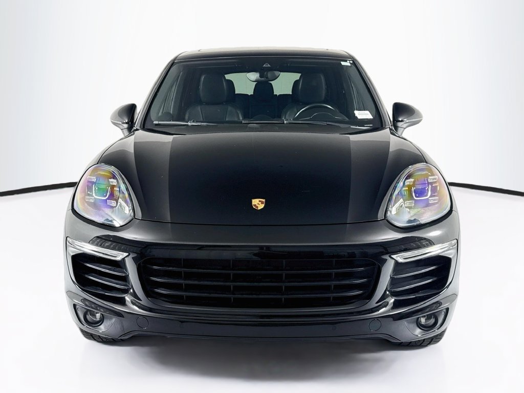 Used 2016 Porsche Cayenne S AWD/4WD image 2
