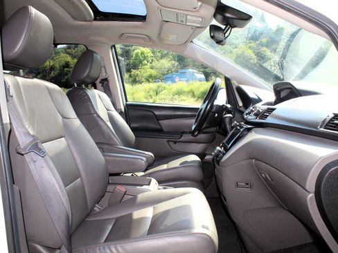 Used 2014 Honda Odyssey EX-L image 19