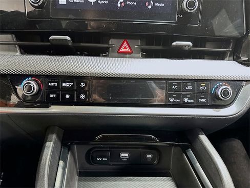 Used 2023 Kia Sportage LX image 22