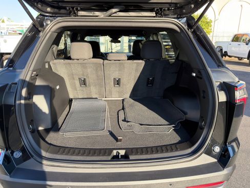 Used 2025 Chevrolet Equinox LT image 15