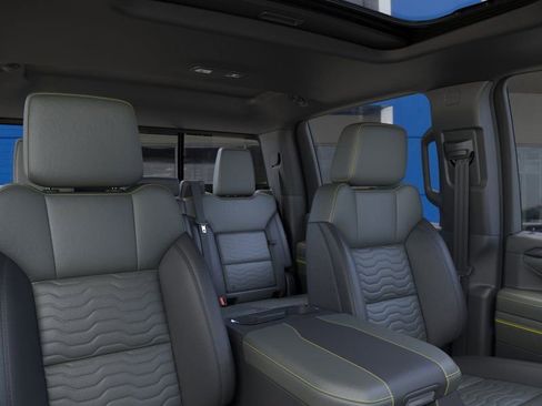 New 2026 Chevrolet Silverado 2500 ZR2 image 24