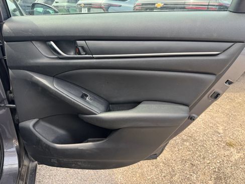 Used 2021 Honda Accord LX image 28