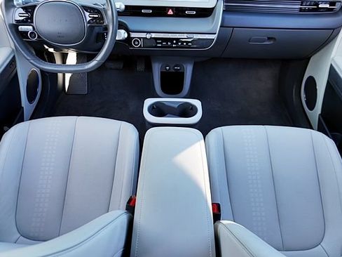 Certified 2024 Hyundai Ioniq 5 Limited RWD image 22