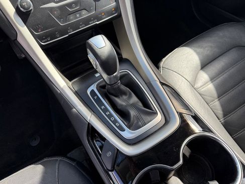 Used 2015 Ford Fusion SE w/ Equipment Group 202A image 20