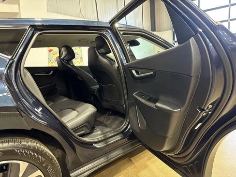 Used 2024 Kia EV6 Light AWD/4WD image 74