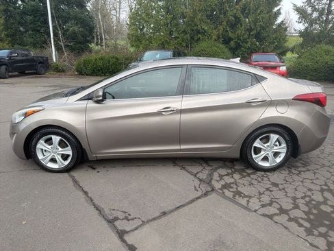 Used 2016 Hyundai Elantra Value Edition image 6