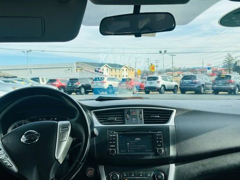 Used 2015 Nissan Sentra SR w/ Navigation Package image 9