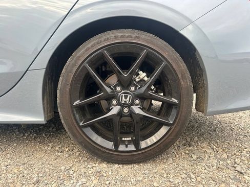 Used 2024 Honda Civic Sport image 5