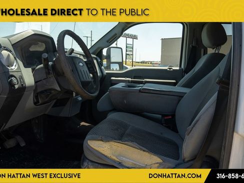 Used 2016 Ford F250 XLT AWD/4WD image 3