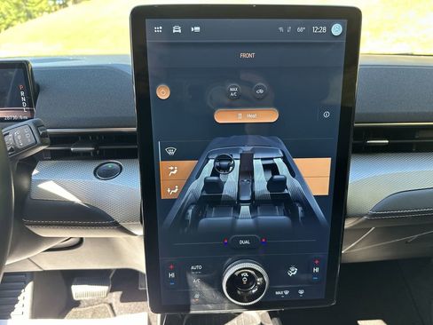 Used 2023 Ford Mustang Mach-E Select image 23