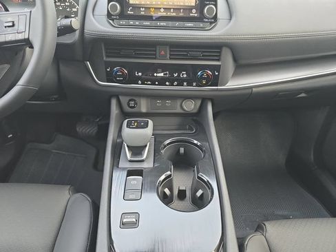 New 2026 Nissan Rogue Dark Armor FWD image 3