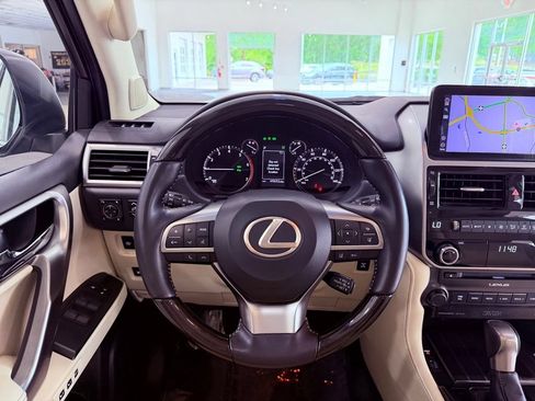 Certified 2023 Lexus GX 460 Premium AWD/4WD image 18