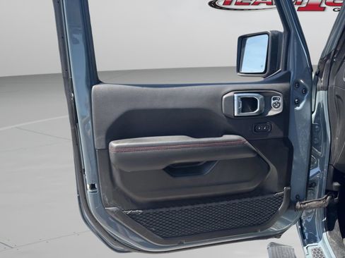 Used 2024 Jeep Wrangler Unlimited Rubicon image 28