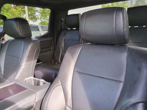 Used 2022 Toyota Tundra Platinum image 8