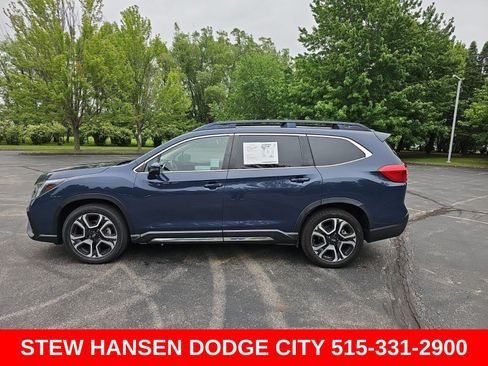 Used 2023 Subaru Ascent Limited AWD/4WD image 1