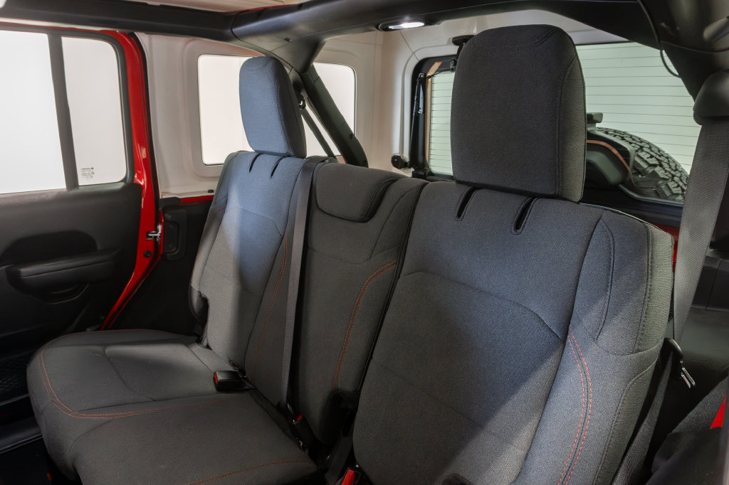 Used 2025 Jeep Wrangler Unlimited Rubicon AWD/4WD image 23