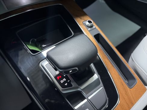 Certified 2022 Audi Q5 2.0T Premium Plus AWD/4WD image 23