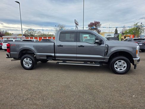 Used 2025 Ford F350 XLT w/ 360-Degree Camera Package image 8
