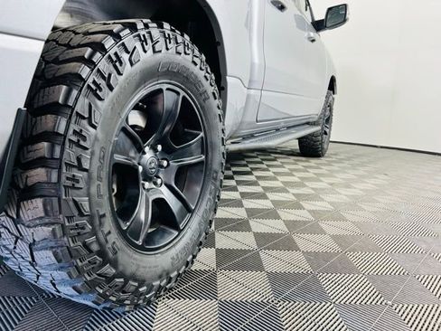 Used 2020 RAM 1500 Big Horn AWD/4WD image 12