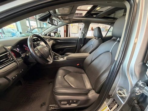 Used 2019 Toyota Camry XSE w/ Navigation Package image 24