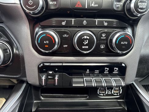 Used 2022 RAM 1500 Big Horn AWD/4WD image 28