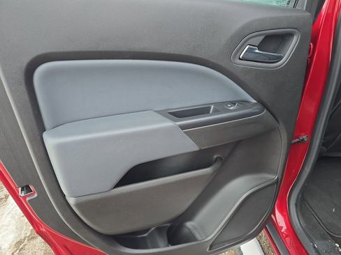 Used 2018 Chevrolet Colorado Z71 image 31