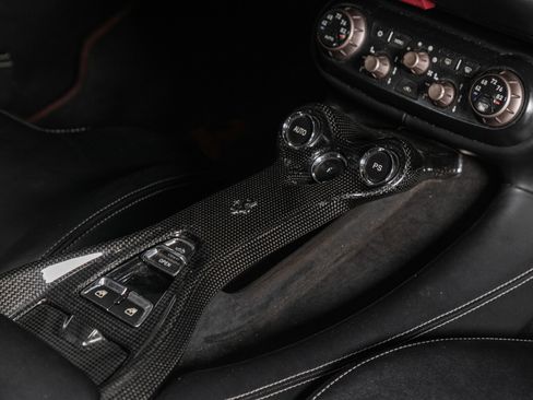 Used 2012 Ferrari California image 30