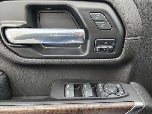 Used 2022 GMC Sierra 3500 Denali w/ Denali Ultimate Package image 53