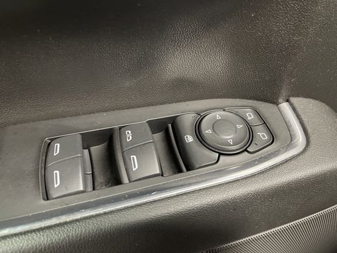 Used 2023 GMC Sierra 1500 SLE image 10