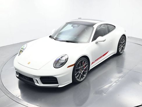 Certified 2026 Porsche 911 Carrera 4S AWD/4WD image 35