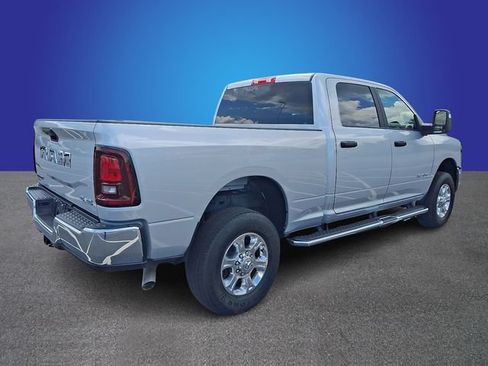 Used 2026 RAM 2500 Big Horn AWD/4WD image 4