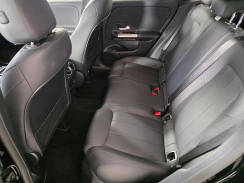 Certified 2025 Mercedes-Benz GLA 250 image 13
