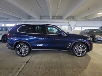 New 2026 BMW X5 sDrive40i w/ Climate Comfort Package RWD video 3