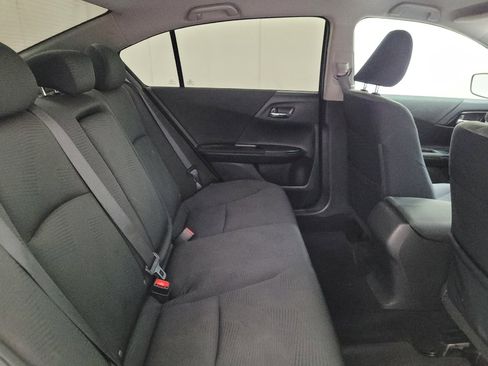 Used 2016 Honda Accord LX image 19