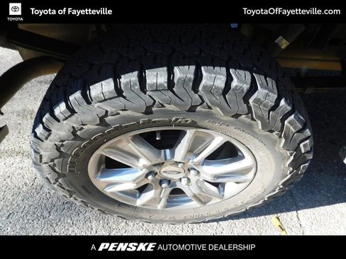 Used 2015 Ford F150 Lariat image 8