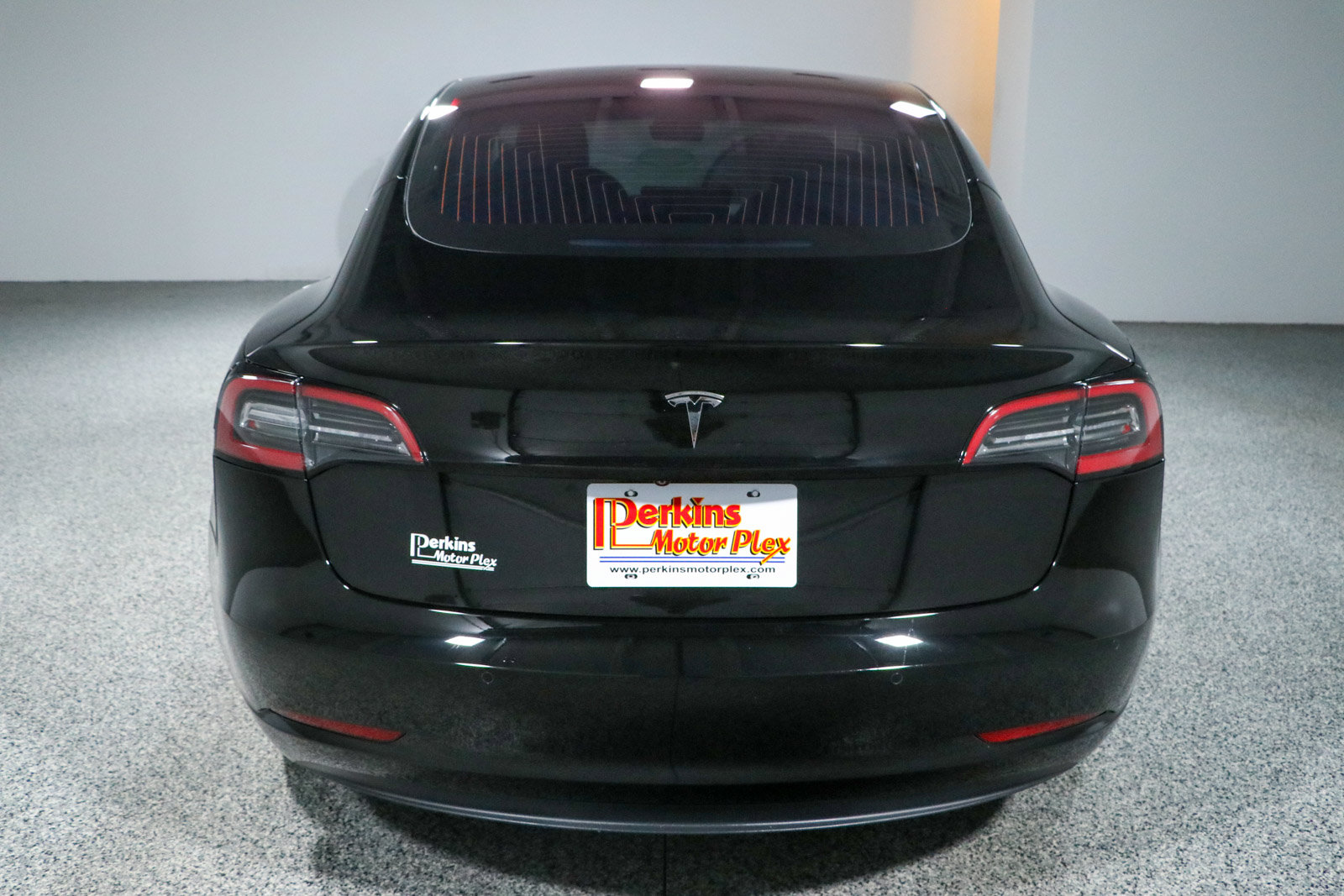 Used 2018 Tesla Model 3 Long Range RWD image 8