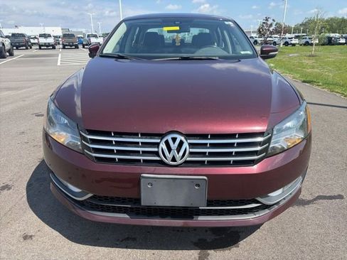 Used 2013 Volkswagen Passat TDI SE FWD image 3