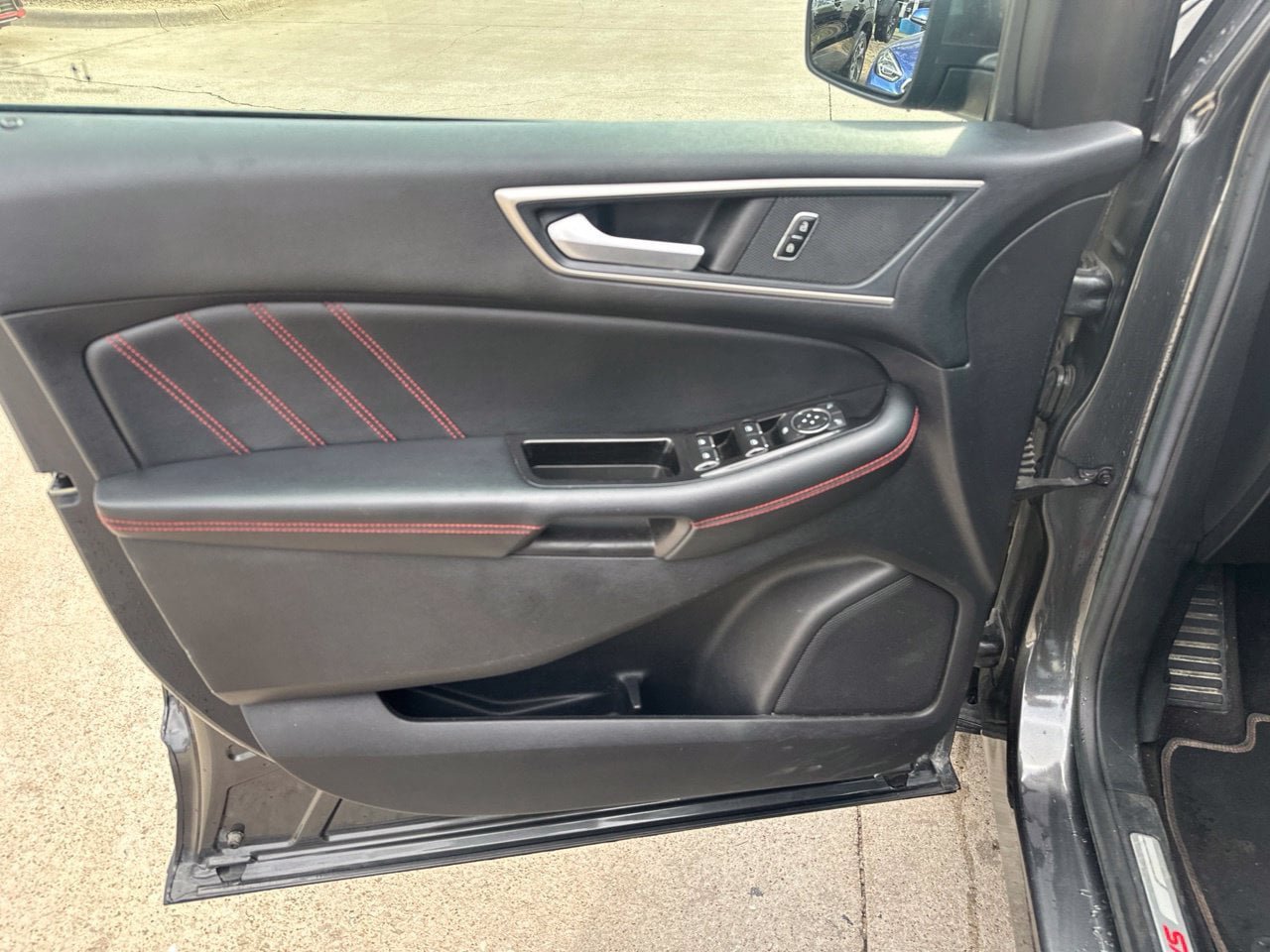 Used 2020 Ford Edge ST-Line FWD image 10