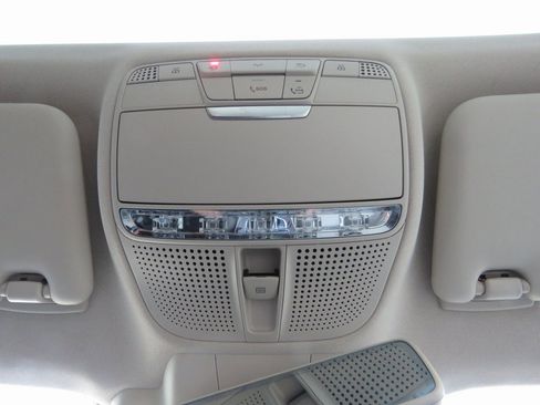 Used 2020 Mercedes-Benz E 350 4MATIC Sedan image 28