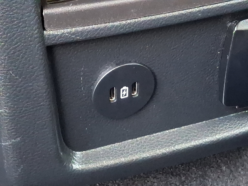 Used 2024 Ford Edge Titanium AWD/4WD image 11