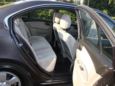 Used 2010 Kia Optima LX FWD image 6
