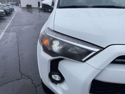 Used 2024 Toyota 4Runner SR5 Premium image 17