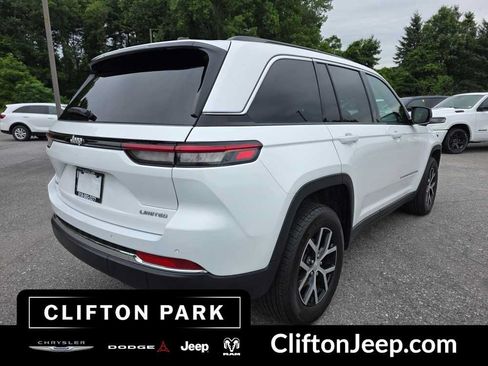 Certified 2025 Jeep Grand Cherokee Limited AWD/4WD image 4