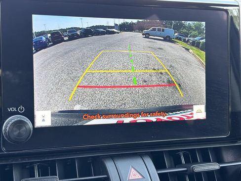Used 2025 Toyota RAV4 XLE AWD/4WD image 30