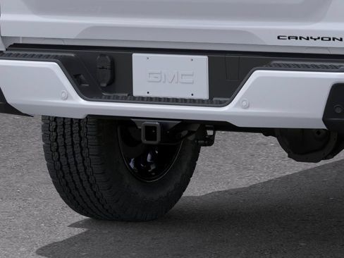 New 2026 GMC Canyon Denali w/ LPO, Black Badging Package AWD/4WD image 14