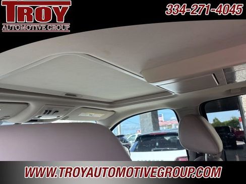 Used 2013 Chevrolet Suburban LT w/ Luxury Package image 22