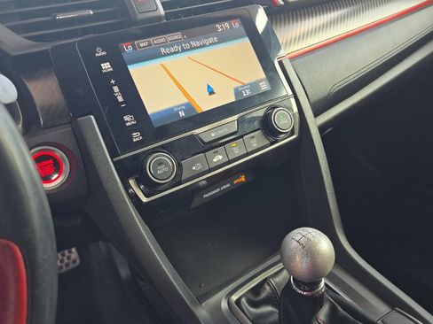 Used 2017 Honda Civic Type R image 12