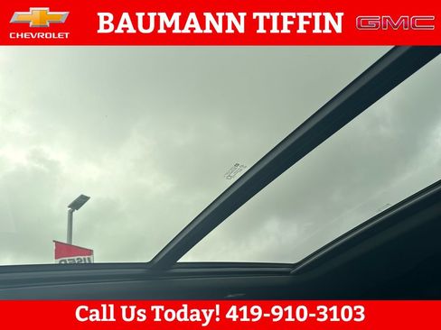 Used 2022 GMC Yukon SLT w/ SLT Luxury Package AWD/4WD image 21