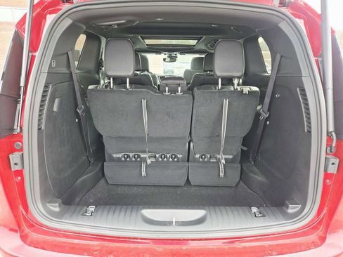 New 2026 Chrysler Pacifica Select image 15